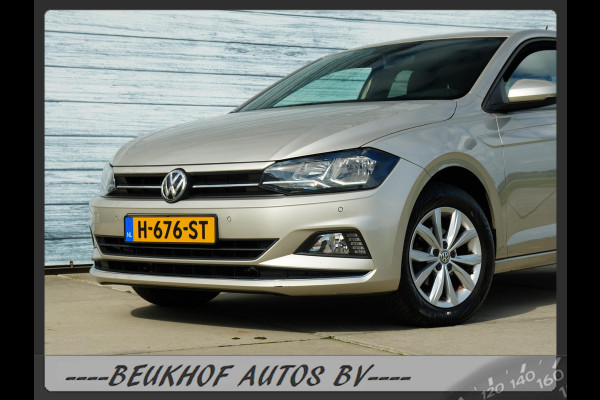 Volkswagen Polo 1.0 TSI Highline Automaat Leer Carplay Navi
