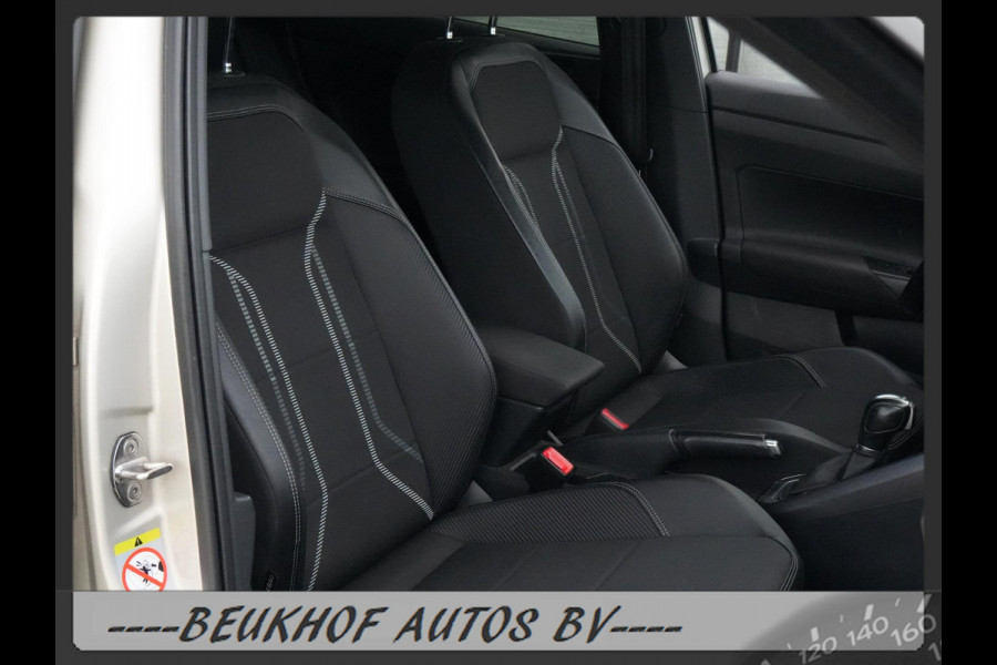 Volkswagen Polo 1.0 TSI Highline Automaat Leer Carplay Navi