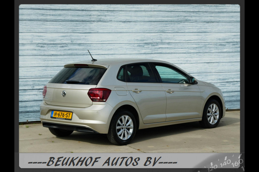 Volkswagen Polo 1.0 TSI Highline Automaat Leer Carplay Navi