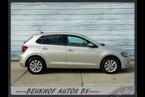 Volkswagen Polo 1.0 TSI Highline Automaat Leer Carplay Navi