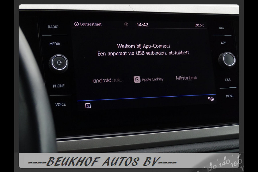 Volkswagen Polo 1.0 TSI Highline Automaat Leer Carplay Navi