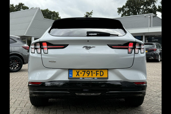 Ford Mustang Mach-E Premium AWD 75 kWh | SCI | 269pk Panorama dak | B&O Audio |  Adaptieve Cruise | Dodehoeksensoren | Elek Achterklep