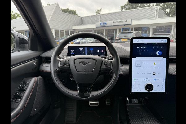 Ford Mustang Mach-E Premium AWD 75 kWh | SCI | 269pk Panorama dak | B&O Audio |  Adaptieve Cruise | Dodehoeksensoren | Elek Achterklep