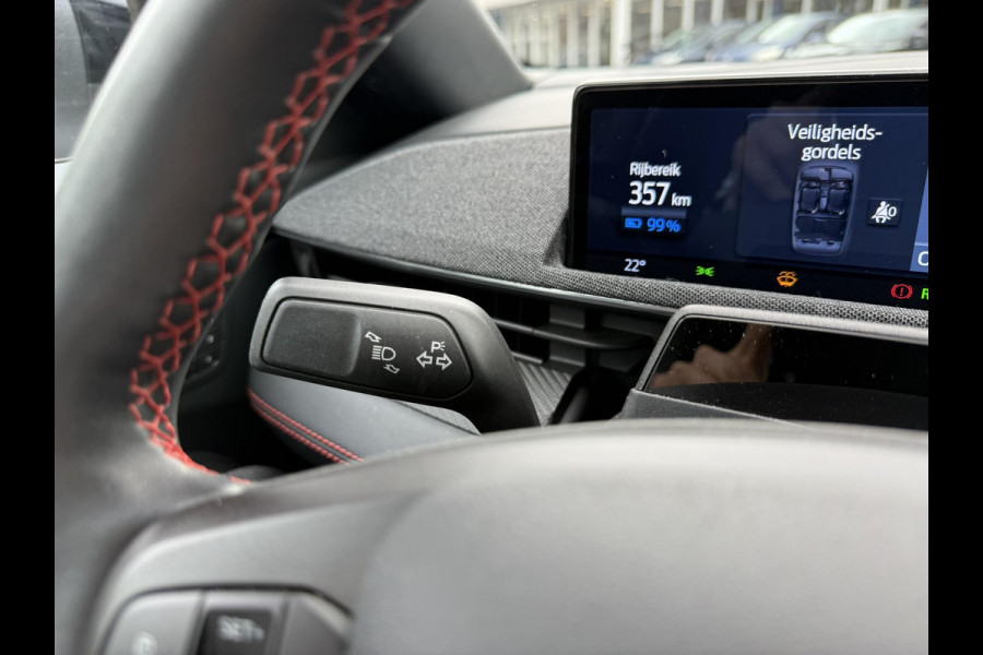 Ford Mustang Mach-E Premium AWD 75 kWh | SCI | 269pk Panorama dak | B&O Audio |  Adaptieve Cruise | Dodehoeksensoren | Elek Achterklep