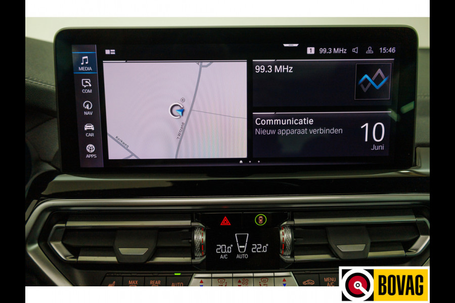 BMW iX3 M-Sport Shadowline 80 kWh 286 PK | Pano | Leer | Elect. stoelen best. met geh. | Camera | Parkeerassistent pakket Licht- en regensensor, PDC, Sportstoelen, Stoelverwarming, Led, Camera, Privacy glas