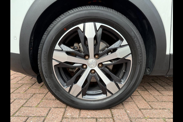 Peugeot 3008 1.2 PureTech Allure | Pano | Navi | Camera