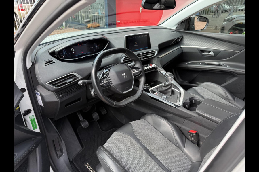 Peugeot 3008 1.2 PureTech Allure | Pano | Navi | Camera