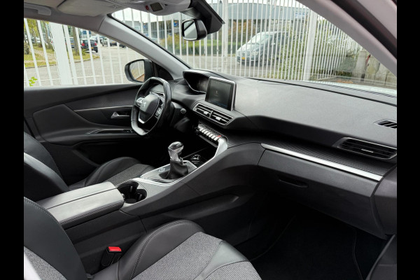 Peugeot 3008 1.2 PureTech Allure | Pano | Navi | Camera
