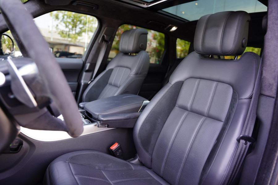 Land Rover Range Rover Sport P 400 HST Carbon Pack Panoramadak 1e eigenaar