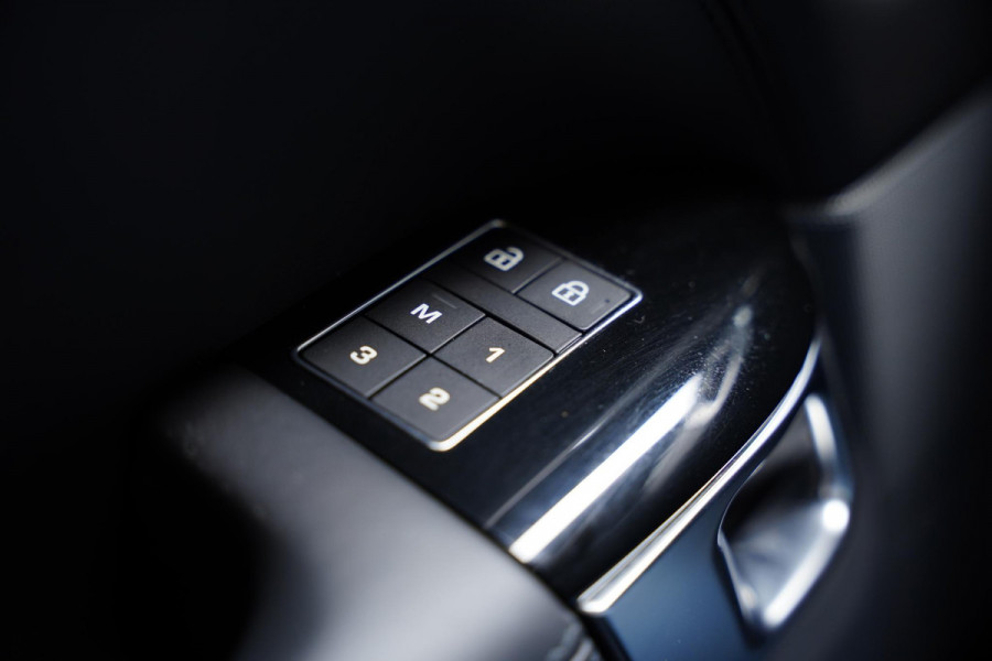 Land Rover Range Rover Sport P 400 HST Carbon Pack Panoramadak 1e eigenaar