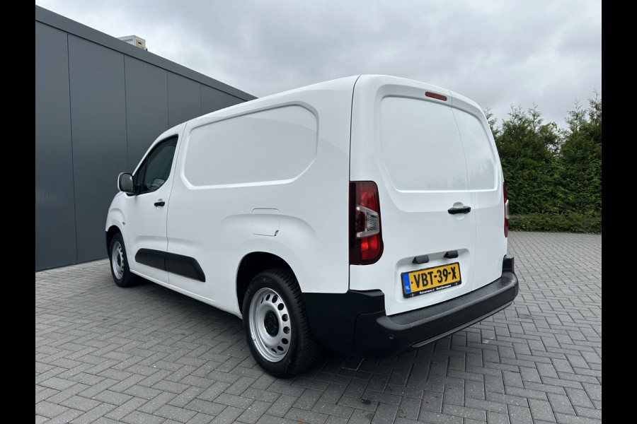 Opel Combo 1.5D 102 PK / L2H1 / 1e EIG. / SORTIMO INRICHTING / NAVI / CRUISE / AIRCO / APPLE CARPLAY
