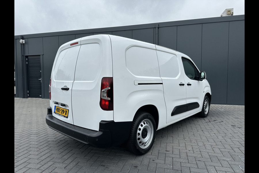 Opel Combo 1.5D 102 PK / L2H1 / 1e EIG. / SORTIMO INRICHTING / NAVI / CRUISE / AIRCO / APPLE CARPLAY