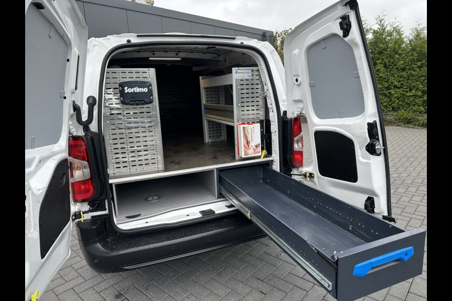 Opel Combo 1.5D 102 PK / L2H1 / 1e EIG. / SORTIMO INRICHTING / NAVI / CRUISE / AIRCO / APPLE CARPLAY