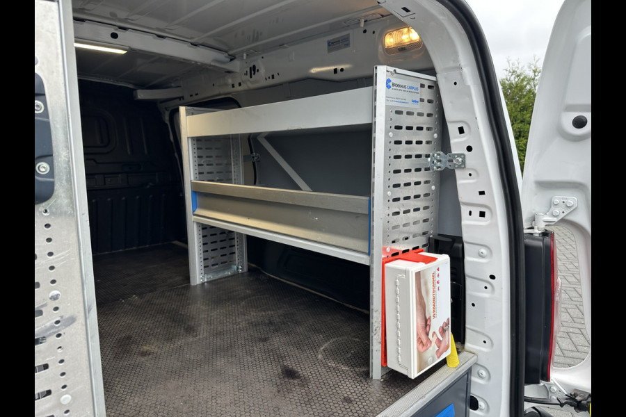 Opel Combo 1.5D 102 PK / L2H1 / 1e EIG. / SORTIMO INRICHTING / NAVI / CRUISE / AIRCO / APPLE CARPLAY