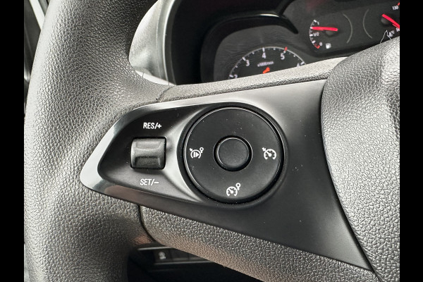 Opel Combo 1.5D 102 PK / L2H1 / 1e EIG. / SORTIMO INRICHTING / NAVI / CRUISE / AIRCO / APPLE CARPLAY