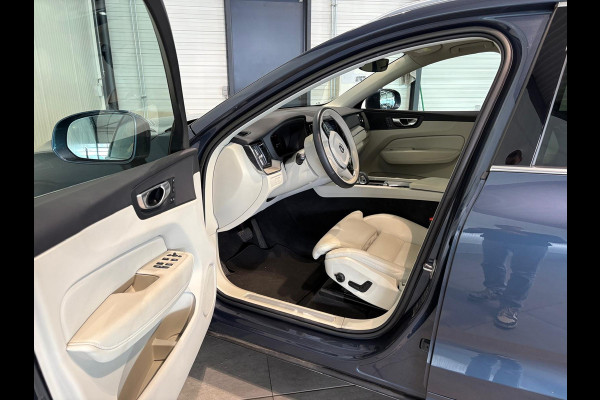 Volvo XC60 T6 Aut. Core Bright Trekhaak Long Range Leder 350pk