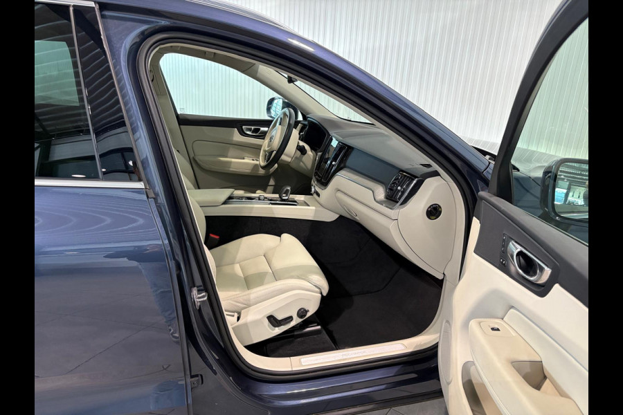 Volvo XC60 T6 Aut. Core Bright Trekhaak Long Range Leder 350pk