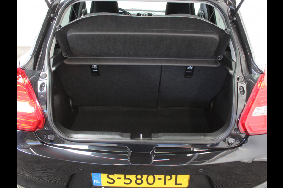 Suzuki Swift 1.2 Style Smart Hybrid | CARPLAY | CAMERA | NAVI | KEYLESS | LMV | PDC