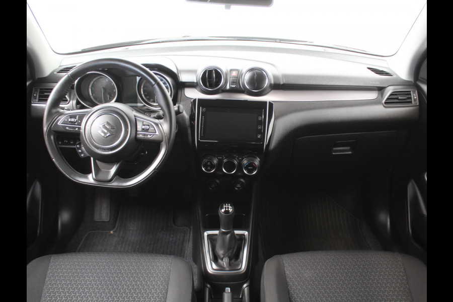 Suzuki Swift 1.2 Style Smart Hybrid | CARPLAY | CAMERA | NAVI | KEYLESS | LMV | PDC