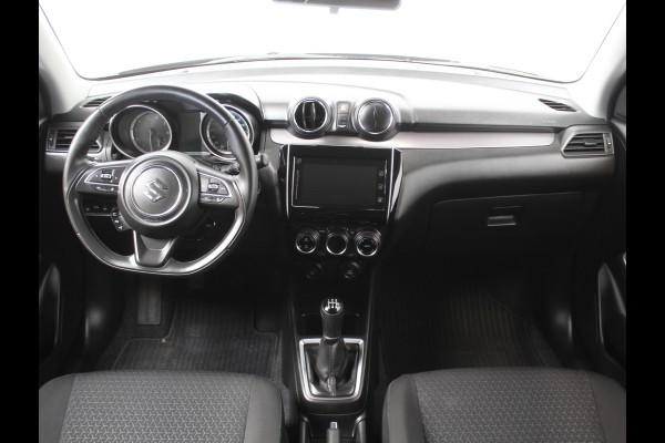 Suzuki Swift 1.2 Style Smart Hybrid | CARPLAY | CAMERA | NAVI | KEYLESS | LMV | PDC