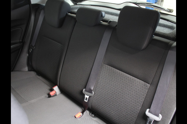 Suzuki Swift 1.2 Style Smart Hybrid | CARPLAY | CAMERA | NAVI | KEYLESS | LMV | PDC