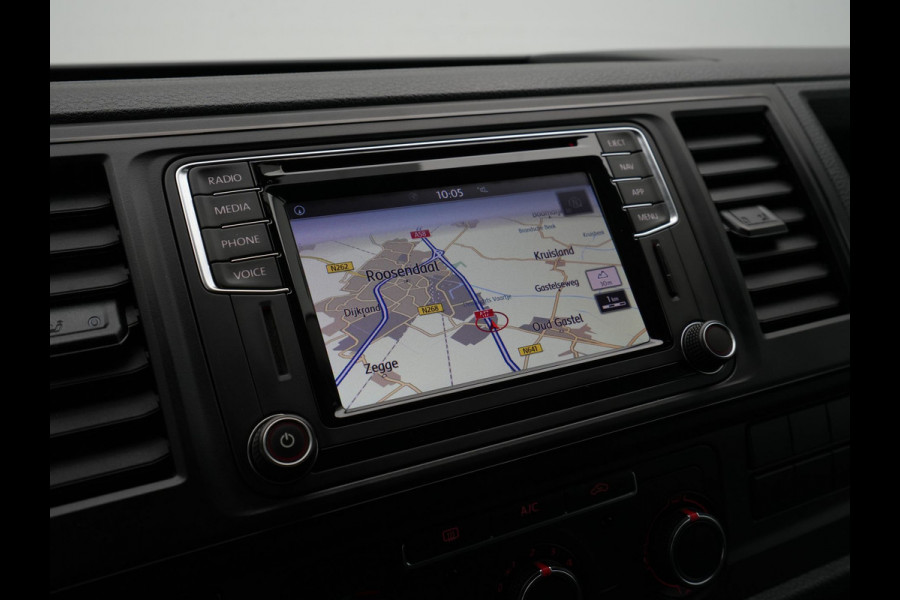 Volkswagen Transporter 2.0 TDI 150pk L2H1 Comfortline Navigatie Camera Cruise Dab Pdc Carplay