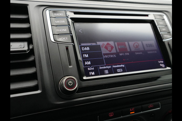 Volkswagen Transporter 2.0 TDI 150pk L2H1 Comfortline Navigatie Camera Cruise Dab Pdc Carplay