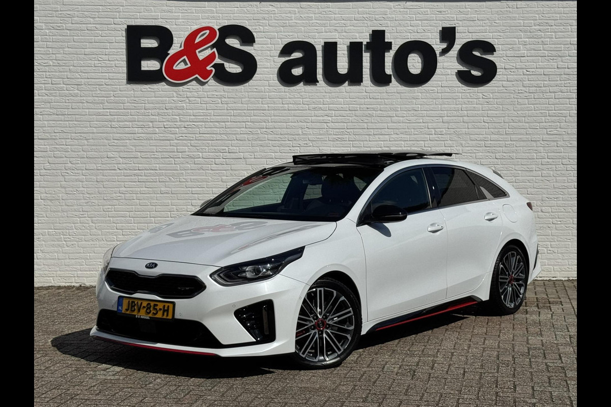 Kia ProCeed GT Adaptive cruise Climate control Stoel- en stuurverwarming Pano Full LED Apple Carplay Android Auto Navigatie Kia ProCeed GT Adaptive cruise Climate control Stoel- en stuurverwarming Pano Full LED Apple Carplay Android Auto Navigatie