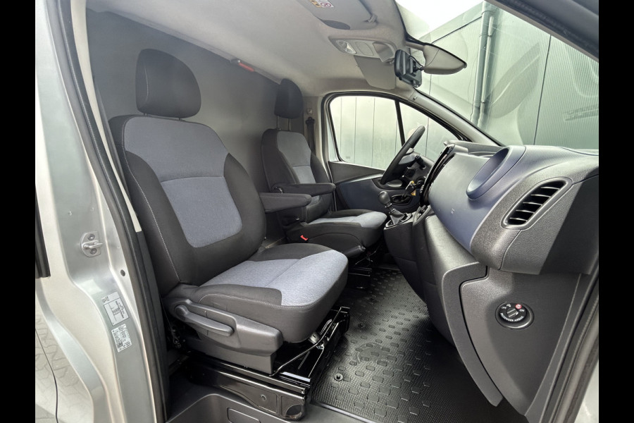 Opel Vivaro 1.6 CDTI 126 PK / L1H1 / 1E EIG. / AIRCO / CRUISE / NAVI / CAMERA / BLUETOOTH / ACHTERKLEP / TREKHAAK