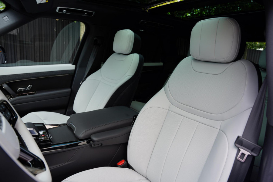Land Rover Range Rover Sport P 460 E Dynamic HSE Light Cloud NIEUW MODELJAAR 2026