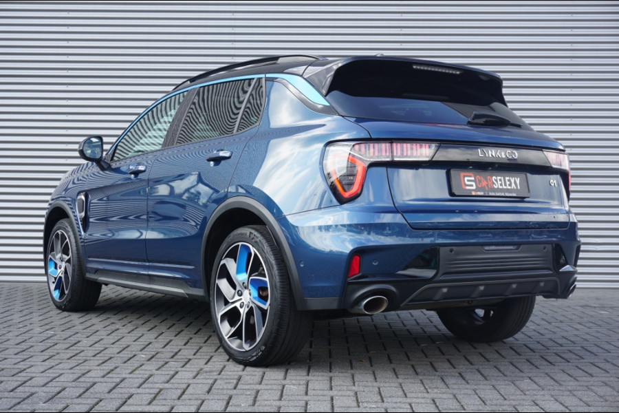 Lynk & Co 01 262PK PHEV AUTOMAAT 360° CAMERA | ADAPTIVE | AFN. HAAK | PANO! VERKOCHT