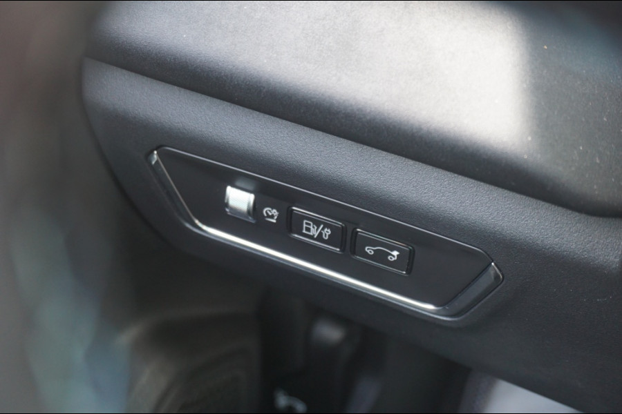 Lynk & Co 01 262PK PHEV AUTOMAAT 360° CAMERA | ADAPTIVE | AFN. HAAK | PANO! VERKOCHT