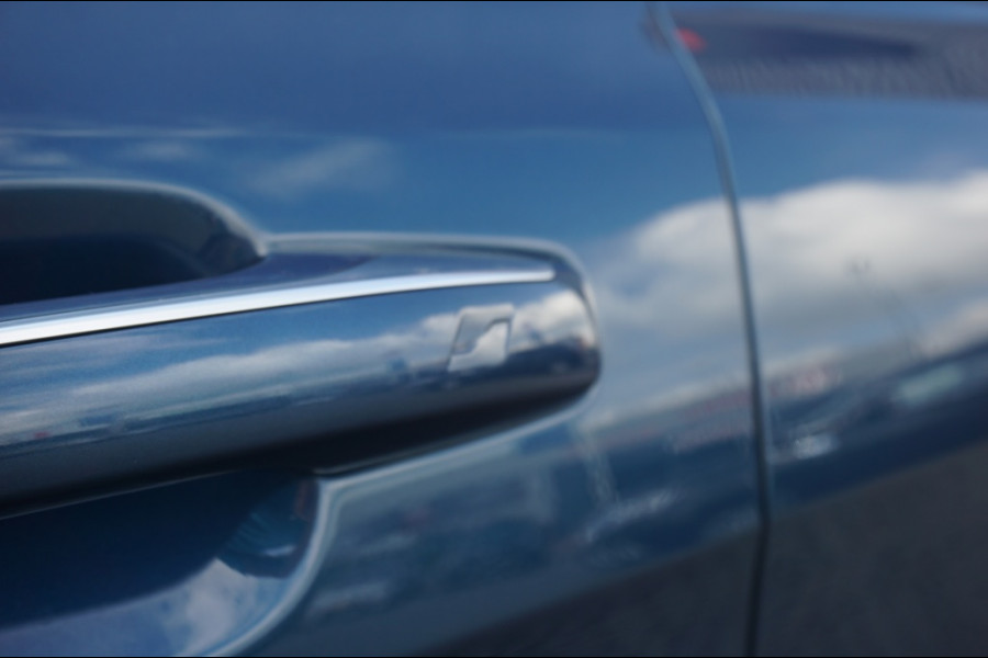 Lynk & Co 01 262PK PHEV AUTOMAAT 360° CAMERA | ADAPTIVE | AFN. HAAK | PANO! VERKOCHT