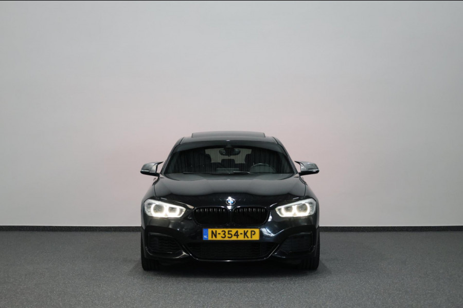 BMW 1-serie M140i xDrive MAXTON/LED/SCHUIFDAK/HARMAN/LEER+S.VERWARMING/19" LMV/CAM/CRUISE/ECC/12 MND GARANTIE!
