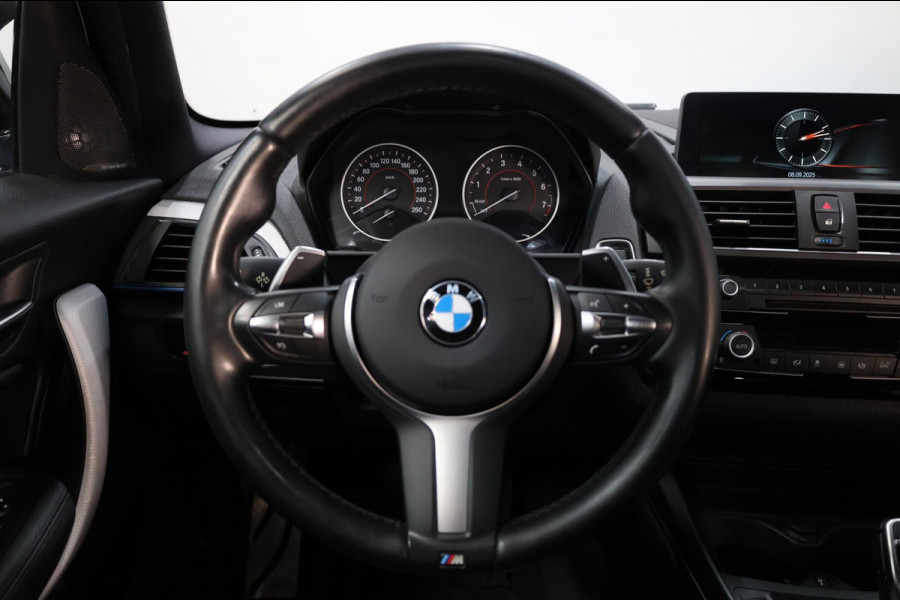 BMW 1-serie M140i xDrive MAXTON/LED/SCHUIFDAK/HARMAN/LEER+S.VERWARMING/19" LMV/CAM/CRUISE/ECC/12 MND GARANTIE!