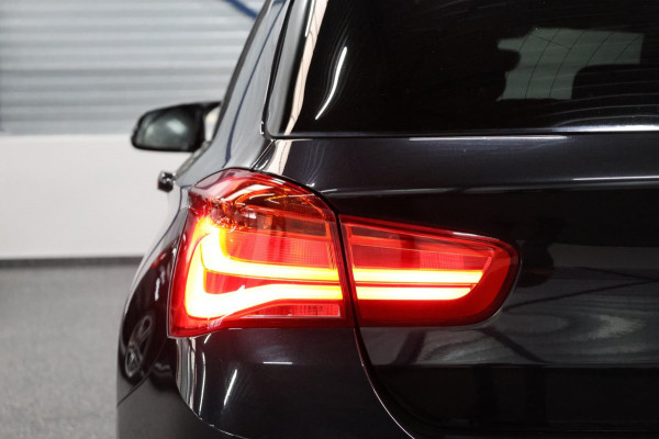BMW 1-serie M140i xDrive MAXTON/LED/SCHUIFDAK/HARMAN/LEER+S.VERWARMING/19" LMV/CAM/CRUISE/ECC/12 MND GARANTIE!