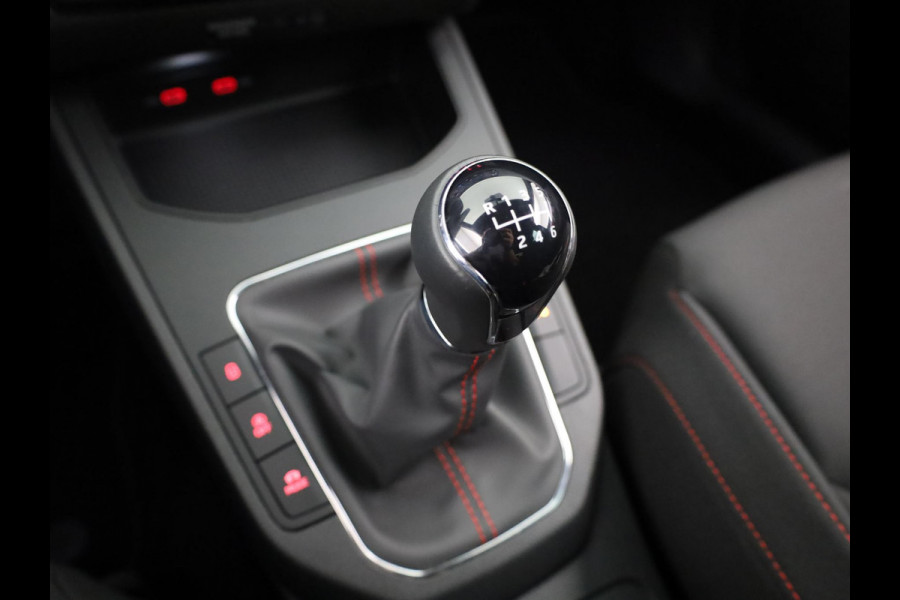 Seat Ibiza 1.0 EcoTSI FR 110 pk | Navigatie | Parkeersensoren | Achteruitrijcamera | Autom. airco | Apple Carplay/Android Auto |