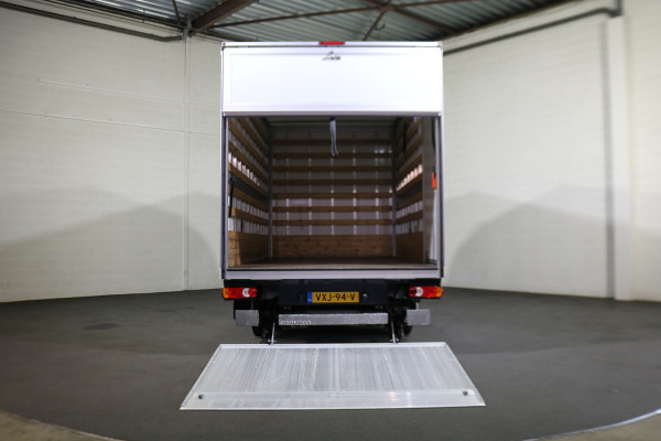 Renault Master 2.3 dCi 165pk Bakwagen met Laadklep
