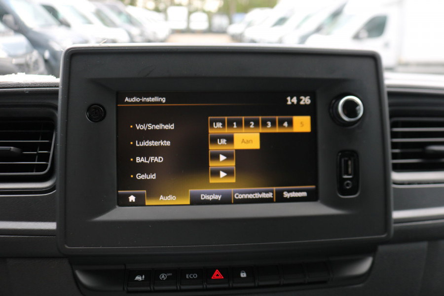 Renault Master 2.3 dCi 165pk Bakwagen met Laadklep