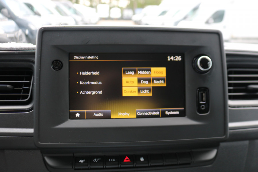 Renault Master 2.3 dCi 165pk Bakwagen met Laadklep
