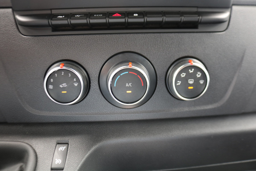 Renault Master 2.3 dCi 165pk Bakwagen met Laadklep