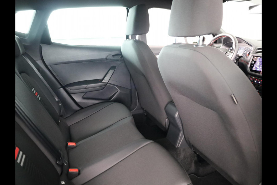 Seat Ibiza 1.0 EcoTSI FR 110 pk | Navigatie | Parkeersensoren | Achteruitrijcamera | Autom. airco | Apple Carplay/Android Auto |