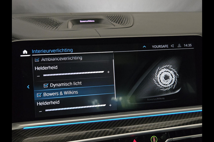 BMW X5 xDrive45e M SPORT | SKYLOUNGE | LASER | STOELVENTILATIE | BOWER & WILKENS | STOELMASAGE | HEAD-UP |