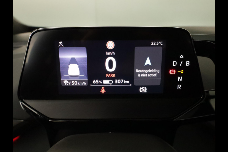 Volkswagen ID.4 Pro 77 kWh 204 pk | Navigatie | Elektr. trekhaak | Parkeersensoren (Park assist) | Achteruitrijcamera |  Matrix LED koplampen | Stoelverwarming |
