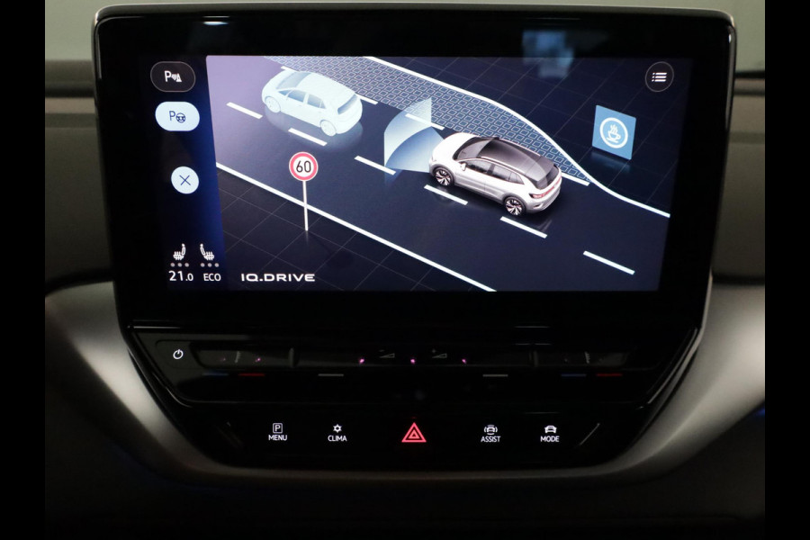 Volkswagen ID.4 Pro 77 kWh 204 pk | Navigatie | Elektr. trekhaak | Parkeersensoren (Park assist) | Achteruitrijcamera |  Matrix LED koplampen | Stoelverwarming |