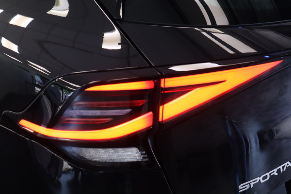 Kia Sportage 1.6 T-GDi Plug-in Hybrid AWD DynamicPlusLine Panoramadak Navigatie Stoelverw.