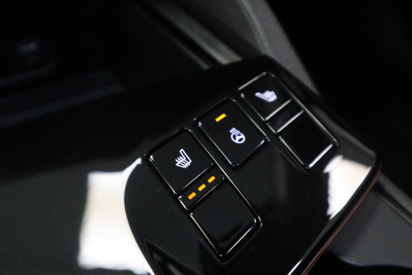 Kia Sportage 1.6 T-GDi Plug-in Hybrid AWD DynamicPlusLine Panoramadak Navigatie Stoelverw.