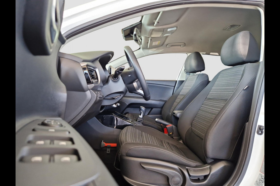 Kia Stonic 1.0 T-GDi MHEV DynamicPlusLine | Key-Less | Stoelverwarming | Climate | 16'' Velgen |