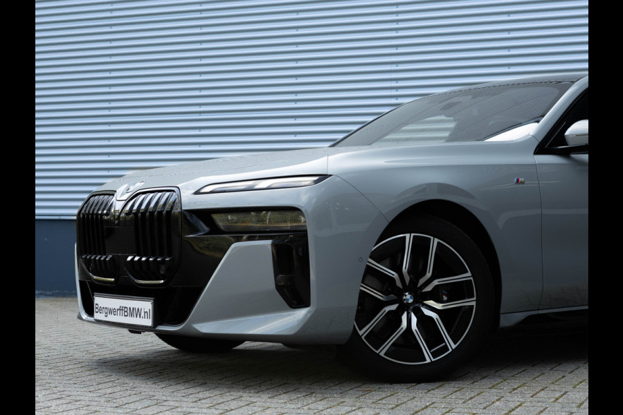 BMW i7 xDrive60 - M-Sport Pro - Executive Drive Pro - Bowers & Wilkins - Driving Ass Prof