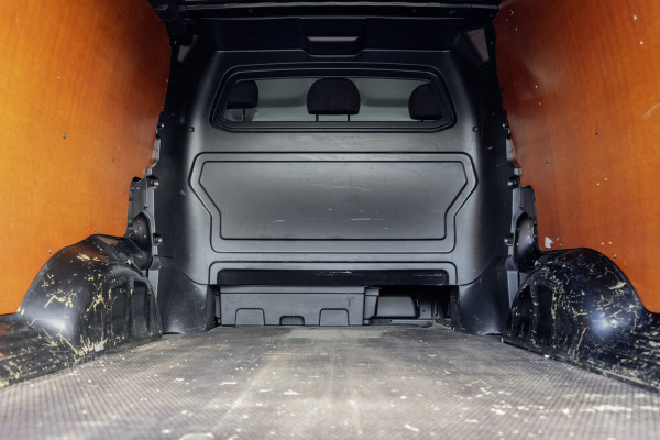 Citroën Jumpy 2.0 BlueHDI | 6-Zits | DC | CarPlay | Navi | Zijschuifdeur R + L | LED | Cruise | Airco | PDC | Euro 6